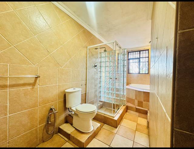 1 BEDROOM STUDIO APARTMENT TO LET IN OBSERVATORY